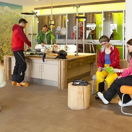 Explorer Oberstdorf فيشن